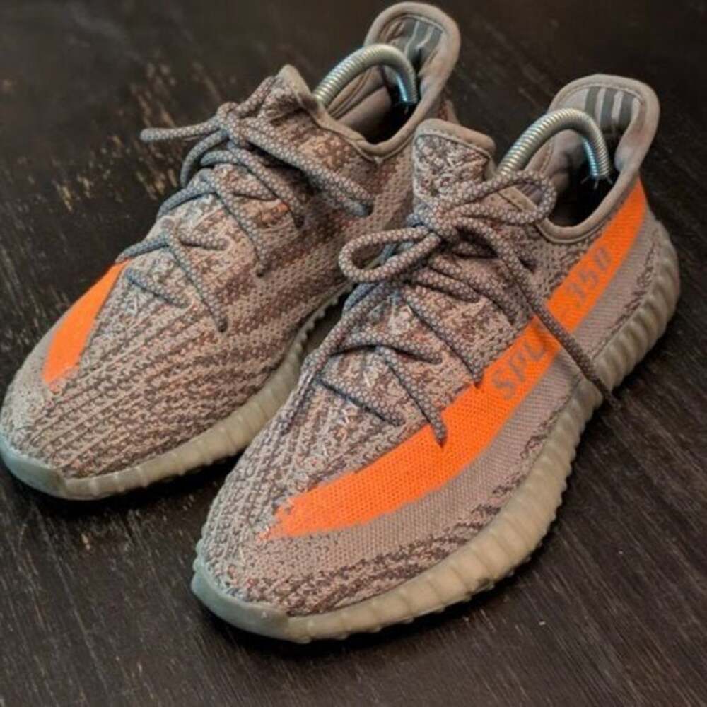 Adidas Yeezy Boost 350 V2 ‘Beluga reflective’ 8.5 men’s Like NEW
